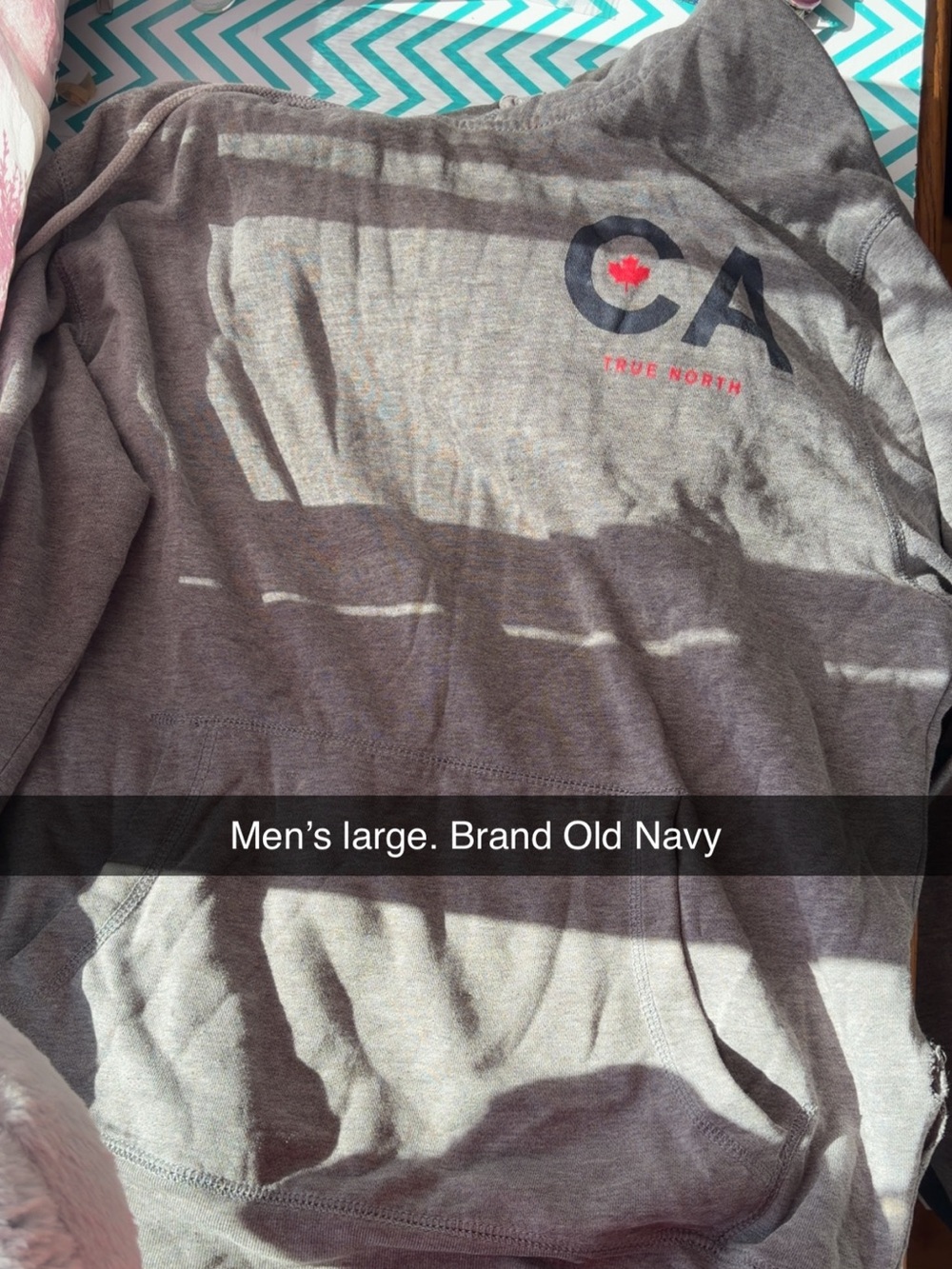 Old Navy Men's Heather Gray hoodie with CA True North Logo